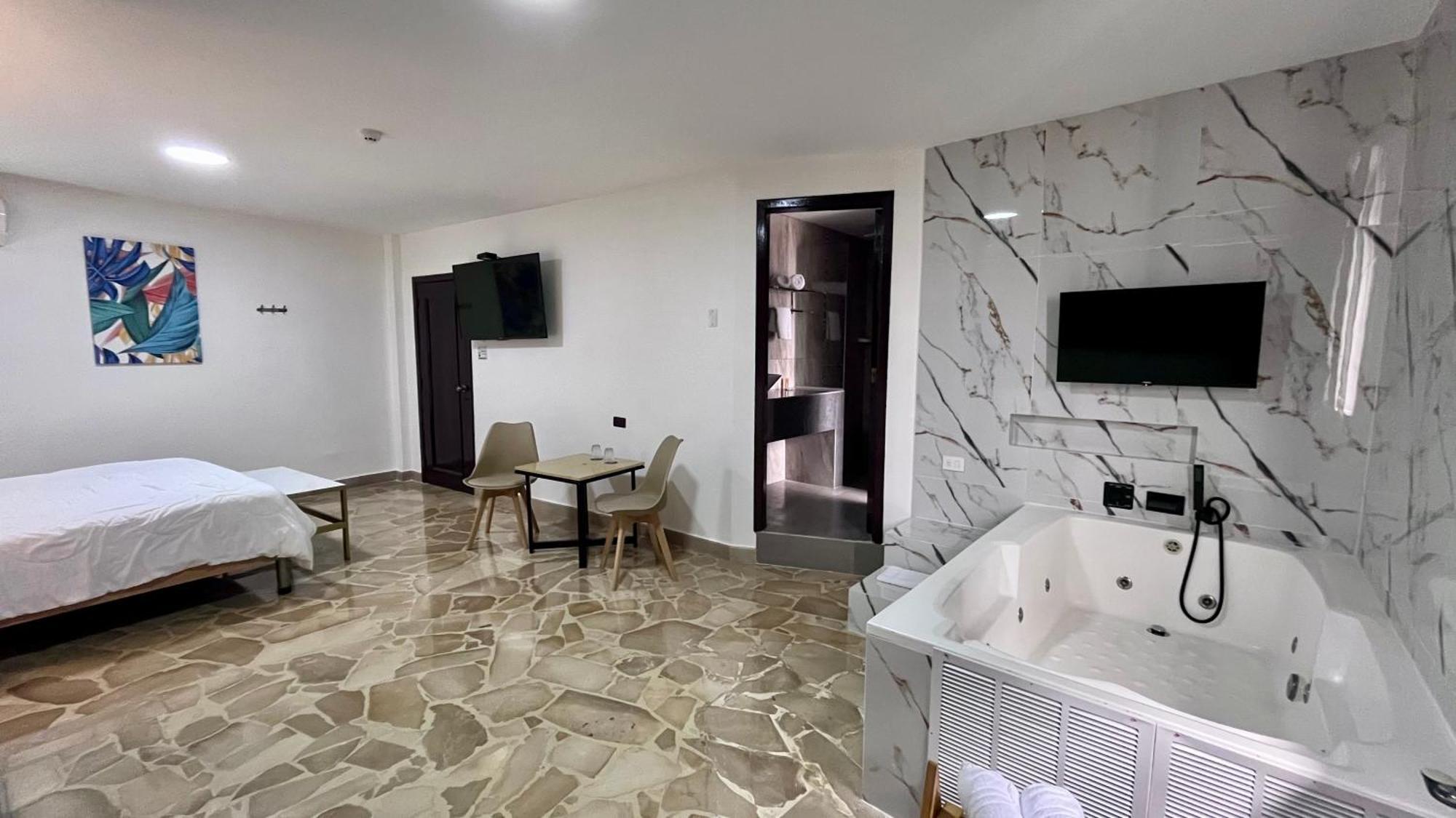 Hotel Varadero Internacional Guayaquil Ngoại thất bức ảnh